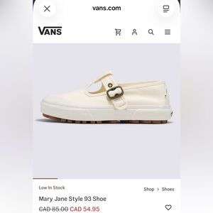 Vans Women's Cream Canvas Sneakers never worn